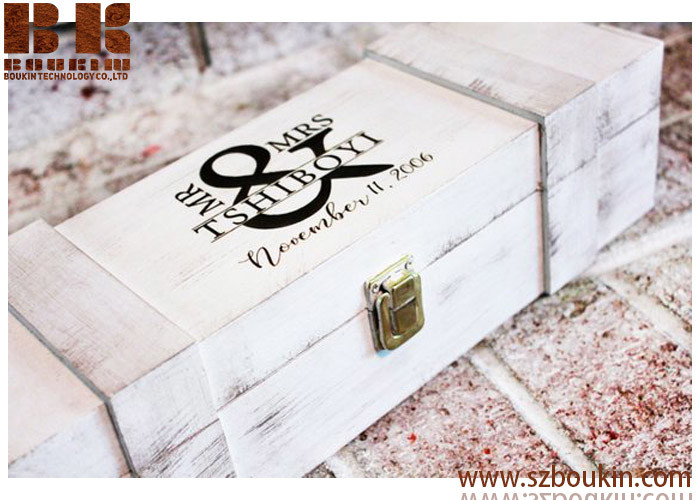 Custom Personalised Wedding Gift Mr /& Mrs Engraved Present Wine Box Wooden